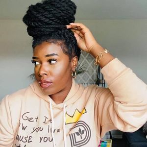 Meet your Posher, Tiara